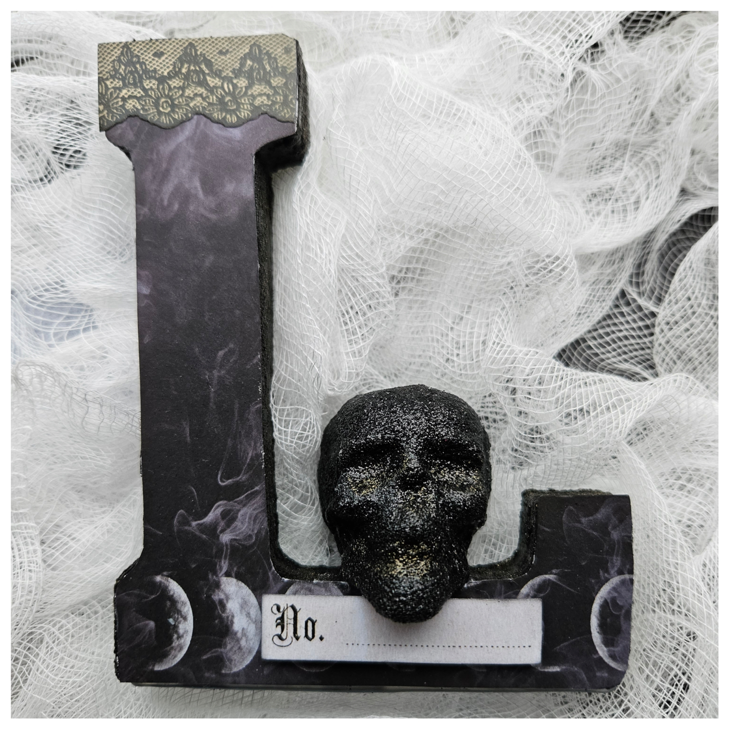Black Skull "HALLOWEEN" Wooden Stand Up Letters